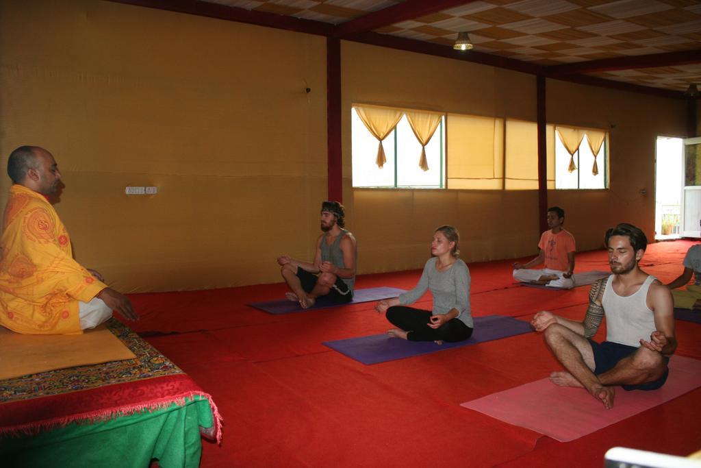 Rishikesh Sadan A Yoga & Spritual Retreat Hotel Tapovan Eksteriør billede