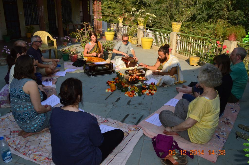 Rishikesh Sadan A Yoga & Spritual Retreat Hotel Tapovan Eksteriør billede