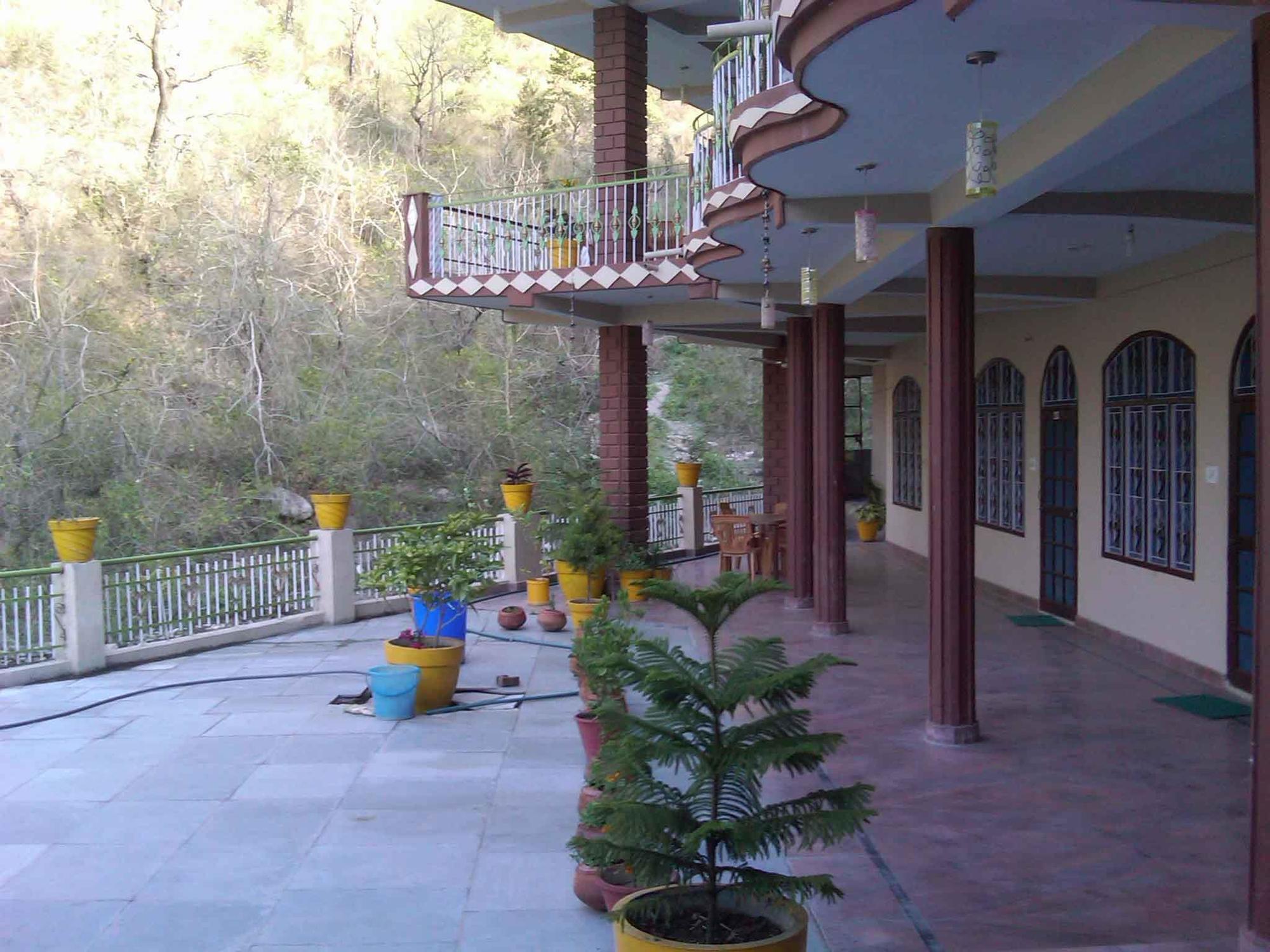 Rishikesh Sadan A Yoga & Spritual Retreat Hotel Tapovan Eksteriør billede
