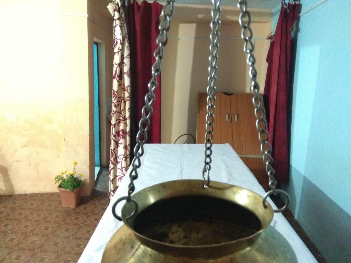 Rishikesh Sadan A Yoga & Spritual Retreat Hotel Tapovan Eksteriør billede